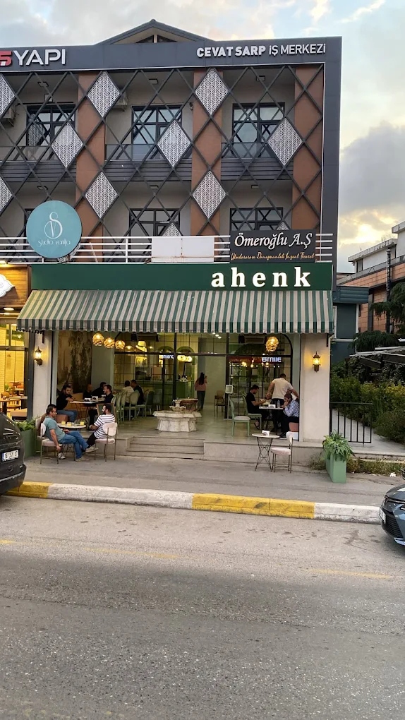Ahenk Kafe Dış Cephe